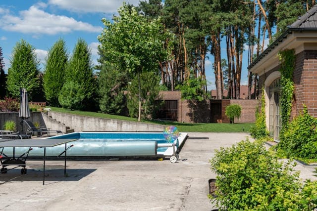 bâche de piscine